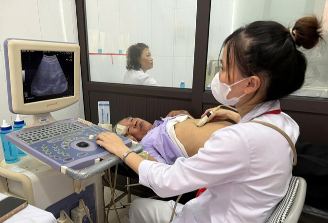 Năm 2026, khoảng 50% d&acirc;n số được kh&aacute;m sức khỏe định kỳ- Ảnh 2.