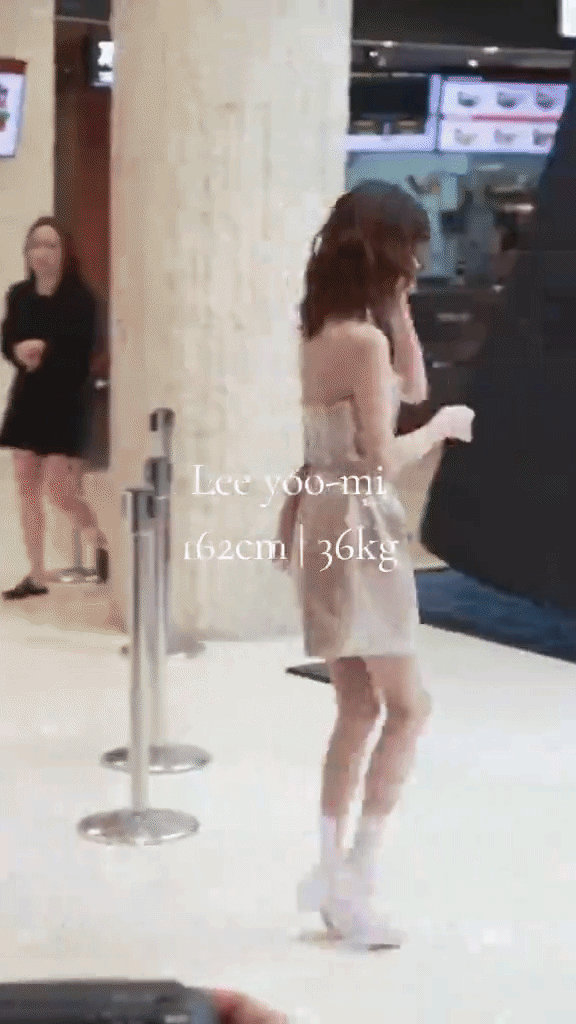 Mỹ nh&acirc;n Squid Game chỉ c&ograve;n 36kg d&ugrave; cao 1m62, fan nh&igrave;n đ&ocirc;i ch&acirc;n gầy bước đi như sắp g&atilde;y m&agrave; x&oacute;t- Ảnh 3.