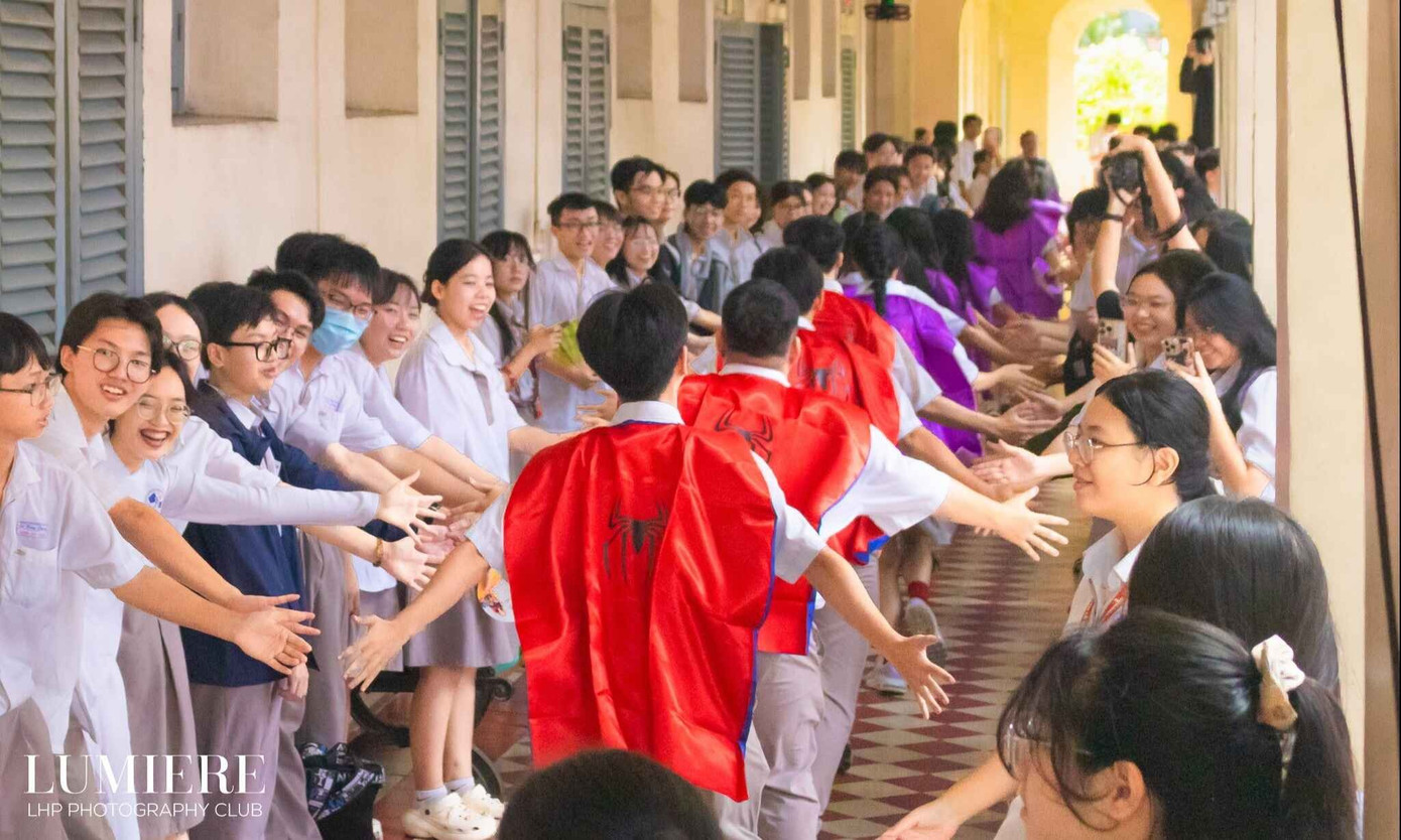 Ng&ocirc;i trường c&oacute; nhiều giải học sinh giỏi lớp 12 nhất TP.HCM năm 2026, l&agrave; trường THPT đầu ti&ecirc;n đưa AI v&agrave;o giảng dạy- Ảnh 8.