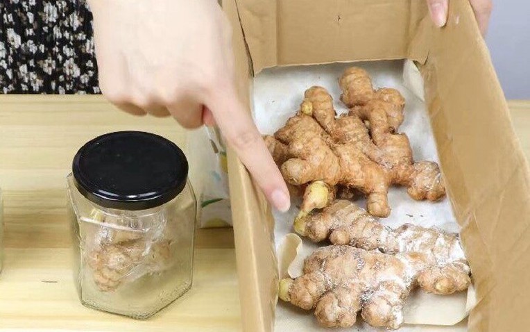 6 loại thực phẩm khi bị mốc c&oacute; thể trở n&ecirc;n cực độc, loại đầu ti&ecirc;n rất nhiều nh&agrave; đang c&oacute;- Ảnh 1.