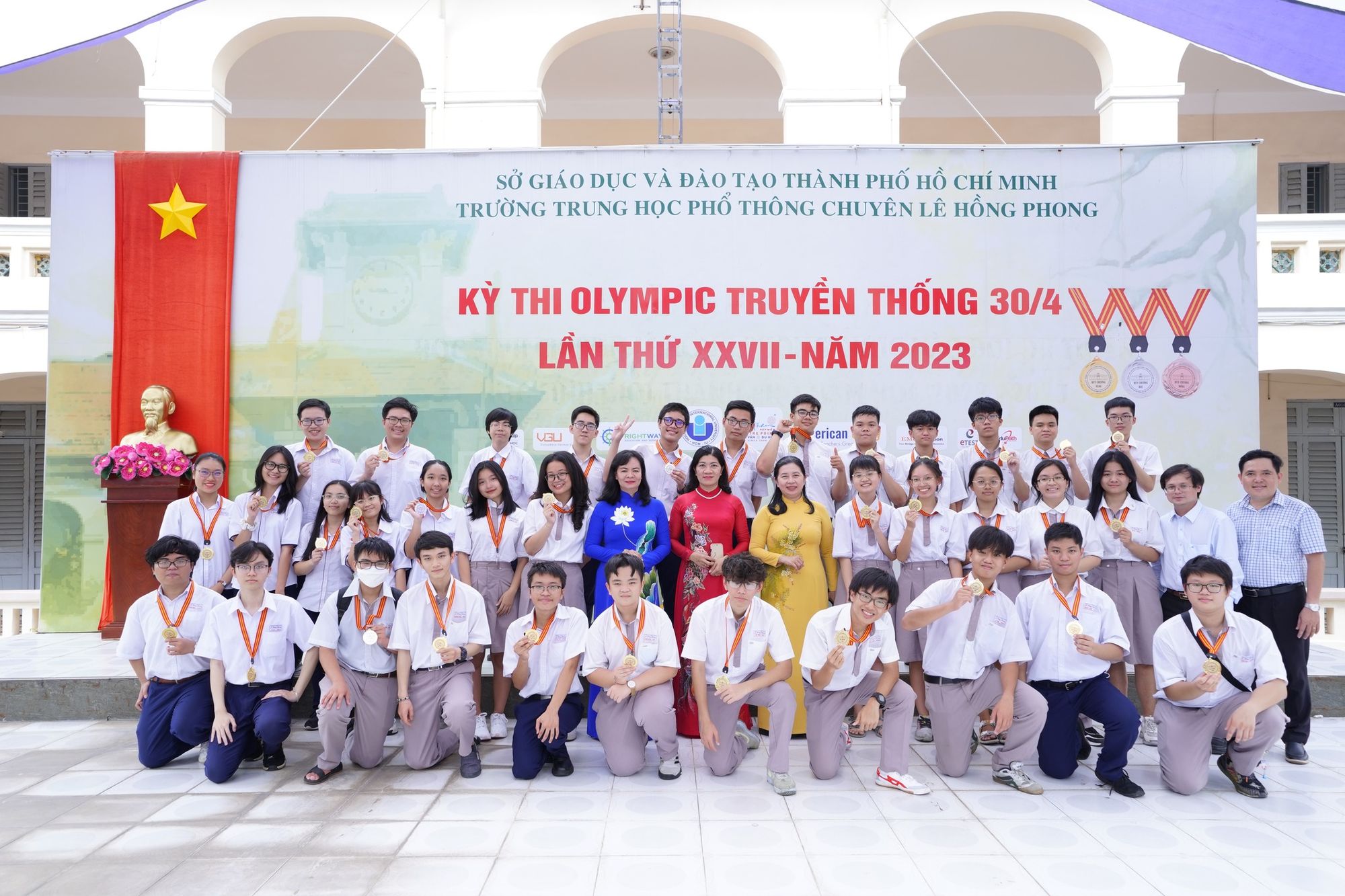 Ng&ocirc;i trường c&oacute; nhiều giải học sinh giỏi lớp 12 nhất TP.HCM năm 2026, l&agrave; trường THPT đầu ti&ecirc;n đưa AI v&agrave;o giảng dạy- Ảnh 2.