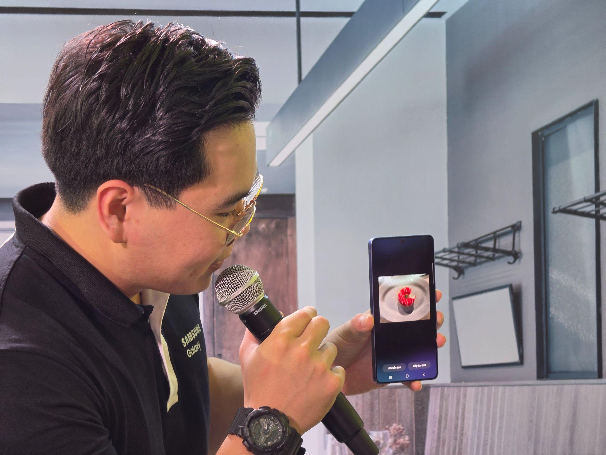 Galaxy S26 Series &ldquo;đổ bộ&rdquo; Vạn Hạnh Mall: &ldquo;Tọa độ mới&rdquo; đỉnh miễn b&agrave;n được d&acirc;n t&igrave;nh nườm nượp- Ảnh 7.