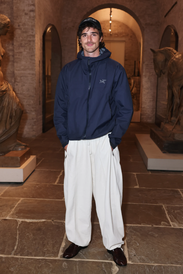 Jacob Elordi: &Ocirc;ng ho&agrave;ng Bottega, chiến thần thời trang mới đang định nghĩa lại menswear hiện đại l&agrave; thế n&agrave;o- Ảnh 9.