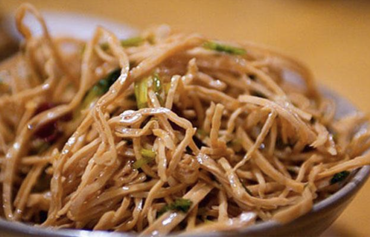 7 qu&aacute;n vỉa h&egrave; ngon "nhức n&aacute;ch" khiến người d&acirc;n xếp h&agrave;ng từ 6 giờ s&aacute;ng- Ảnh 3.