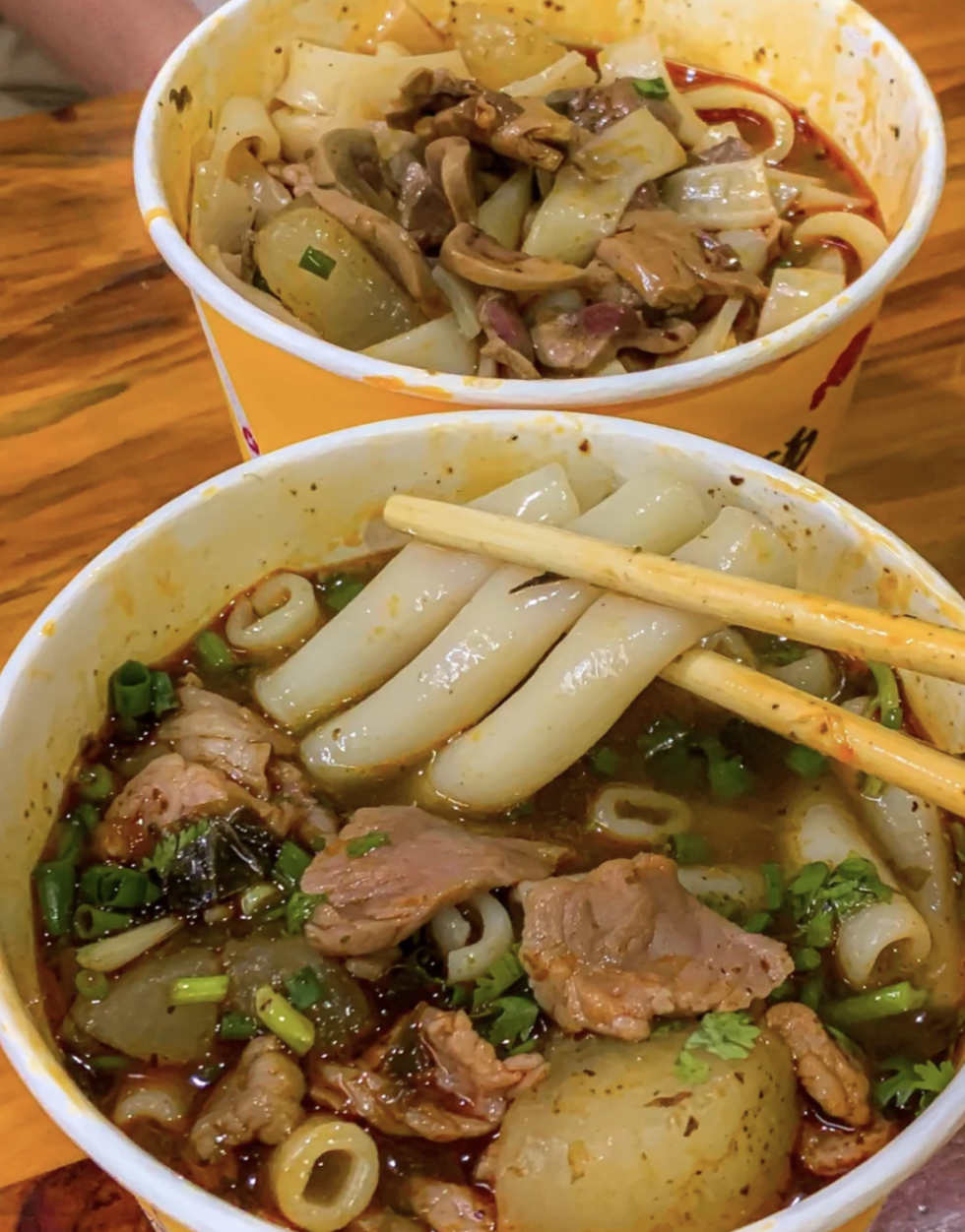 7 qu&aacute;n vỉa h&egrave; ngon "nhức n&aacute;ch" khiến người d&acirc;n xếp h&agrave;ng từ 6 giờ s&aacute;ng- Ảnh 23.