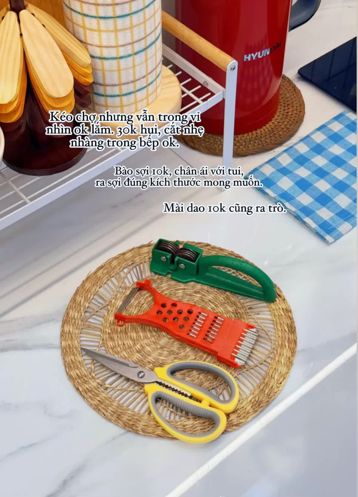 Căn bếp b&igrave;nh d&acirc;n m&agrave; đẹp m&ecirc; của vợ đảm S&agrave;i G&ograve;n: To&agrave;n đồ 10k - 30k ngo&agrave;i chợ, d&ugrave;ng bền năm n&agrave;y qua năm kh&aacute;c, nấu m&oacute;n g&igrave; cũng ngon- Ảnh 4.