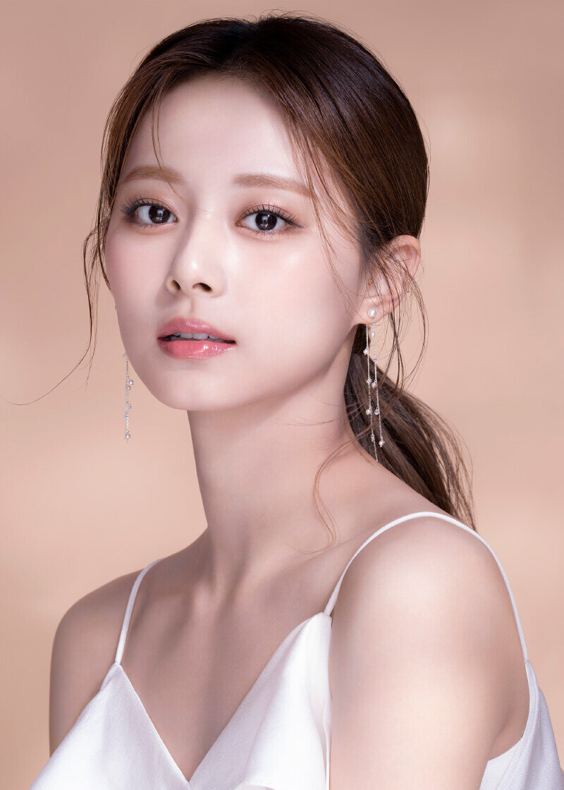 Mỹ nh&acirc;n 12 lần được đề cử đẹp nhất thế giới: Chịu cảnh cấm s&oacute;ng suốt 10 năm, khiến cả th&agrave;nh phố ăn mừng v&igrave; 1 điều- Ảnh 6.