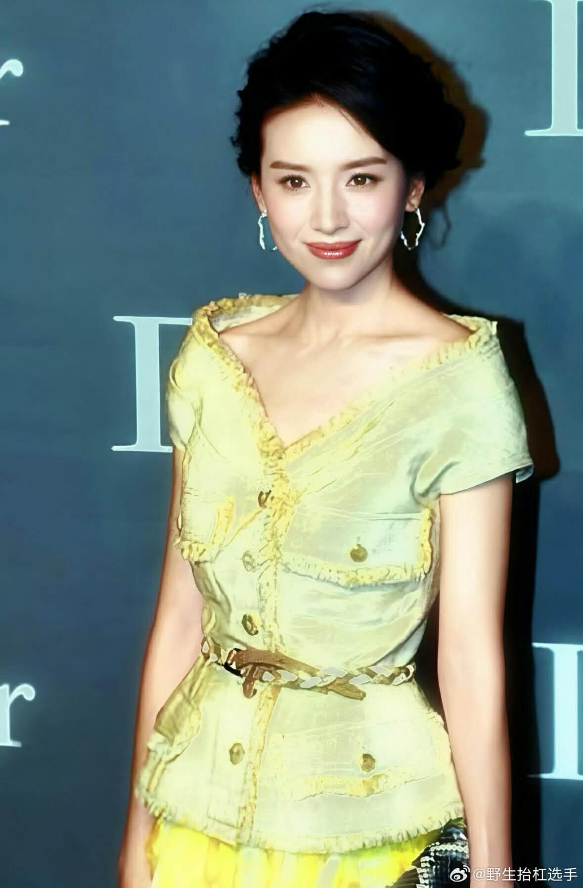 Nh&igrave;n lại h&igrave;nh ảnh đo&aacute; hoa tinh khiết nhất m&agrave;n ảnh Hoa ngữ 15 năm trước ai cũng chỉ biết lắc đầu n&oacute;i gi&aacute; như- Ảnh 1.