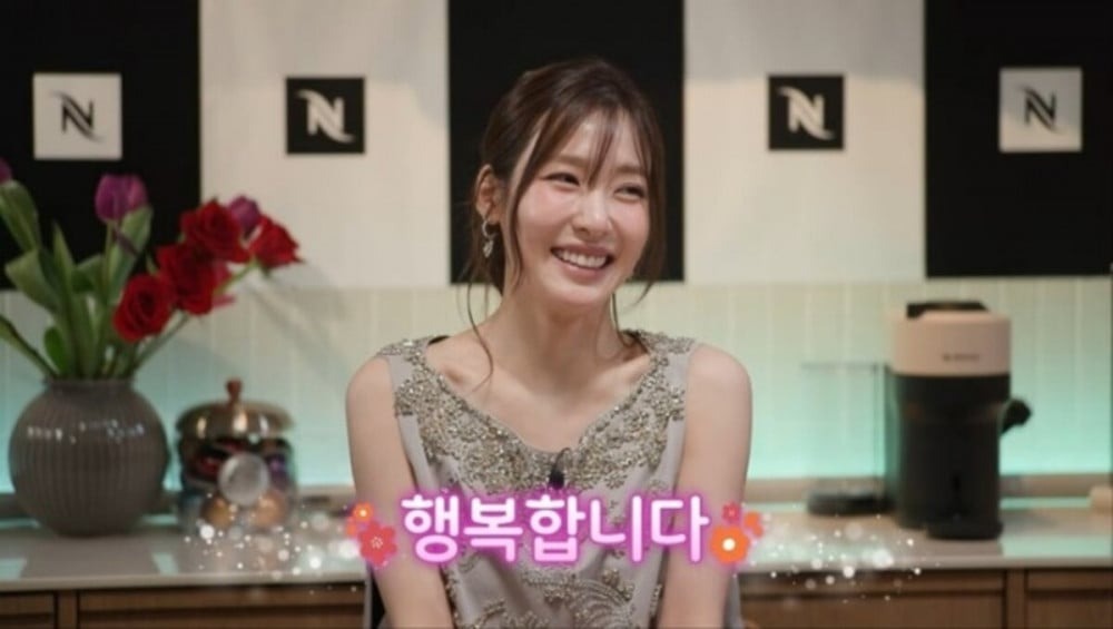 Tiffany (SNSD) đắm đuối kể chuyện t&igrave;nh với 