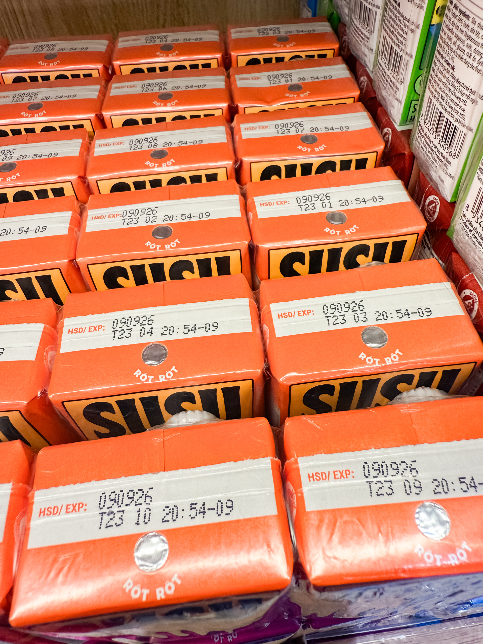 H&atilde;ng sữa quốc d&acirc;n Vinamilk đặt "mật m&atilde;" tr&ecirc;n bao b&igrave;- Ảnh 5.