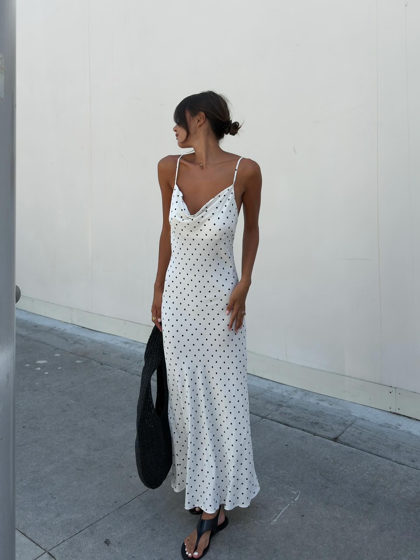 Bộ sưu tập v&aacute;y m&ugrave;a h&egrave; của phụ nữ Ph&aacute;p: To&agrave;n kiểu rất nổi bật, tươi trẻ nhưng vẫn sang trọng- Ảnh 5.