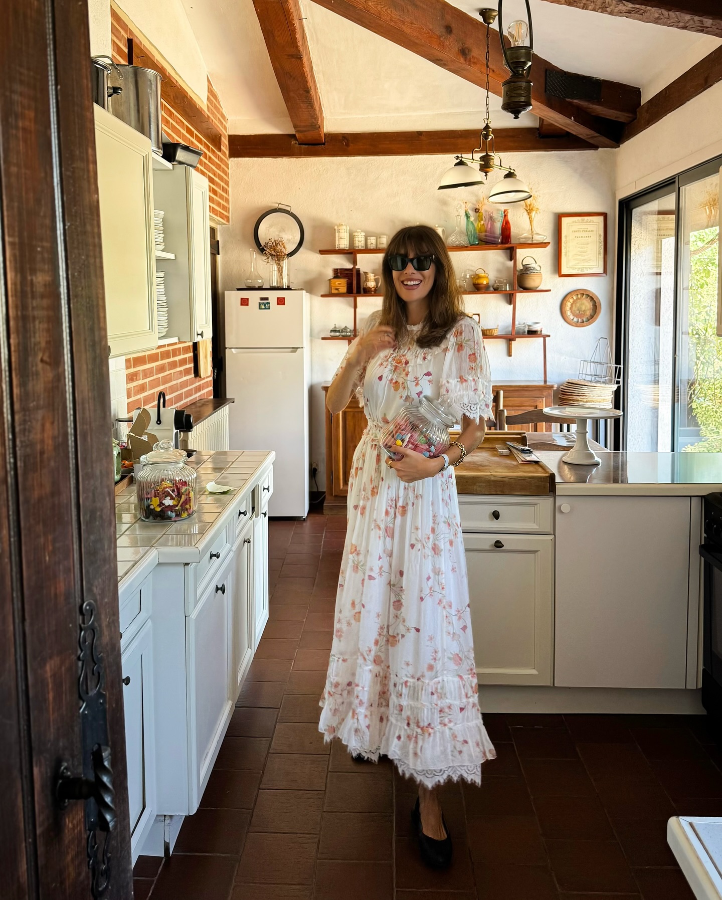 Bộ sưu tập v&aacute;y m&ugrave;a h&egrave; của phụ nữ Ph&aacute;p: To&agrave;n kiểu rất nổi bật, tươi trẻ nhưng vẫn sang trọng- Ảnh 3.