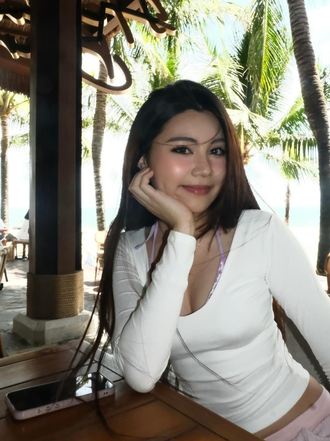 &ldquo;Nữ thần b&oacute;ng rổ&rdquo; Việt Nam bắn tiếng Anh nghe đ&atilde; tai, học trường quốc tế từ 3 tuổi c&oacute; kh&aacute;c!- Ảnh 10.