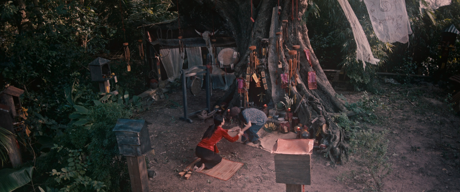 Cảnh quay sốc nhất phim Việt top 1 ph&ograve;ng v&eacute;: Nữ ch&iacute;nh ăn lươn sống 100%, nghe kể m&agrave; sợ đến gi&agrave;- Ảnh 4.