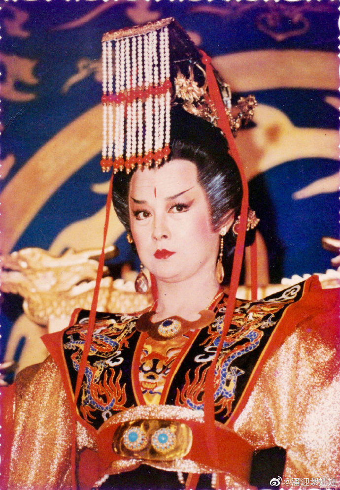 N&agrave;ng Tiểu Long Nữ độc th&acirc;n gần nửa thế kỷ, trẻ trung nhờ tập gym v&agrave;... chơi chứng kho&aacute;n- Ảnh 6.