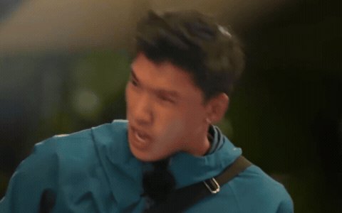 HIEUTHUHAI kh&ocirc;ng uống được rượu- Ảnh 1.