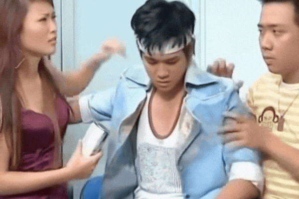 Qu&aacute; khứ kh&oacute; tin của Trấn Th&agrave;nh v&agrave; Ph&ugrave;ng Ngọc Huy- Ảnh 3.