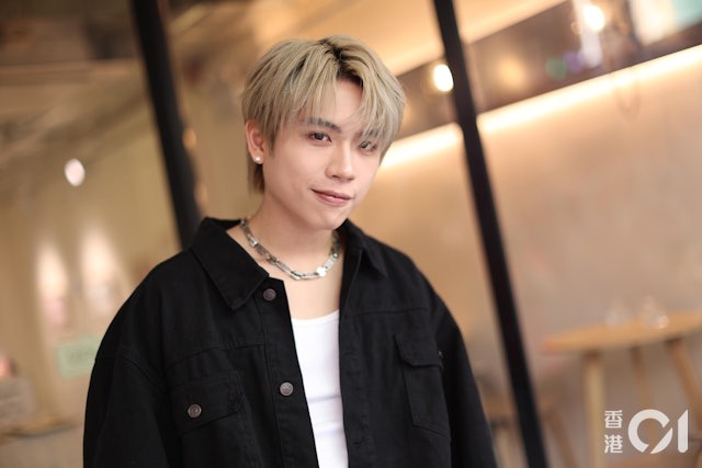 Bắt tạm giam nam ca sĩ 20 tuổi hận t&igrave;nh, doạ đăng ảnh n&oacute;ng với g&aacute;i cũ g&acirc;y phẫn nộ- Ảnh 2.