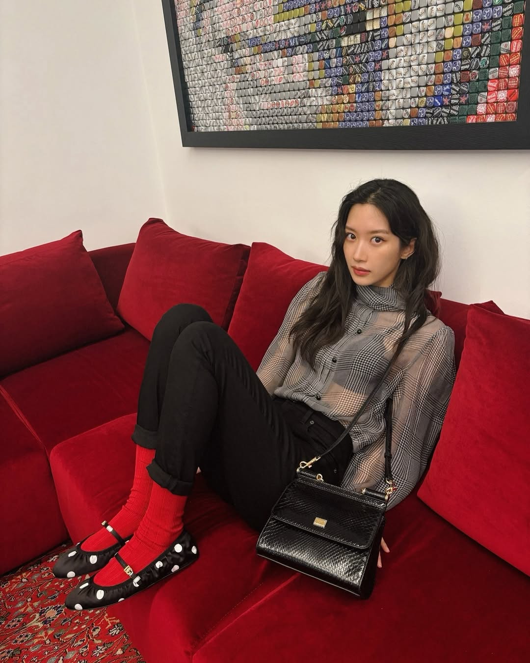 Nữ ch&iacute;nh phim H&agrave;n g&acirc;y sốt Việt Nam: Nhan sắc mỏng manh nh&igrave;n muốn che chở, gu thời trang "nghệ" như cảnh phim- Ảnh 11.