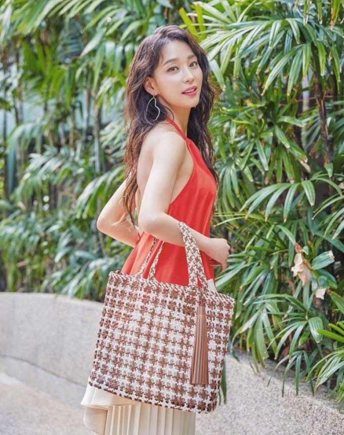 Đại mỹ nh&acirc;n showbiz phải nu&ocirc;i chồng thất nghiệp 7 năm, c&atilde;i nhau với &ocirc;ng x&atilde; 1 lần/tuần: &ldquo;Anh ta rất hay l&egrave;m b&egrave;m&rdquo;- Ảnh 5.