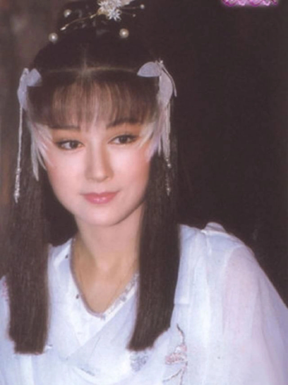 N&agrave;ng Tiểu Long Nữ độc th&acirc;n gần nửa thế kỷ, trẻ trung nhờ tập gym v&agrave;... chơi chứng kho&aacute;n- Ảnh 3.