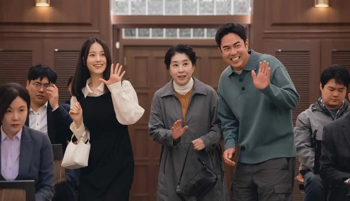 L&ecirc;n ngay &ldquo;con m&atilde;&rdquo; phim H&agrave;n mới chiếu 10 ph&uacute;t đ&atilde; chiếm top 1 rating cả nước, nh&igrave;n mặt nam ch&iacute;nh c&oacute; thể cười tới hết năm- Ảnh 4.