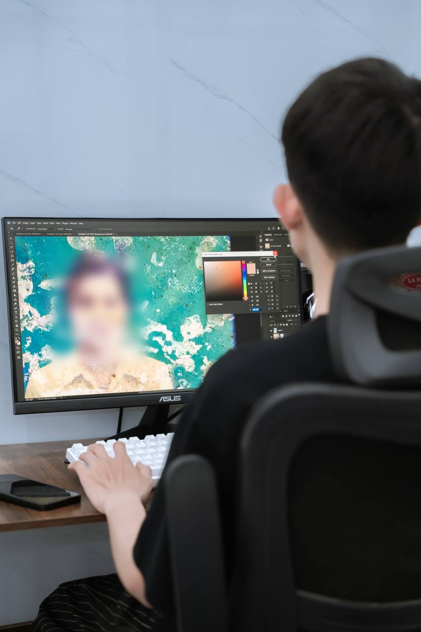 "Cao nh&acirc;n" L&ecirc; B&aacute;ch lần đầu lộ diện, tiết lộ hậu trường những pha "cứu ảnh" viral khắp Threads- Ảnh 6.