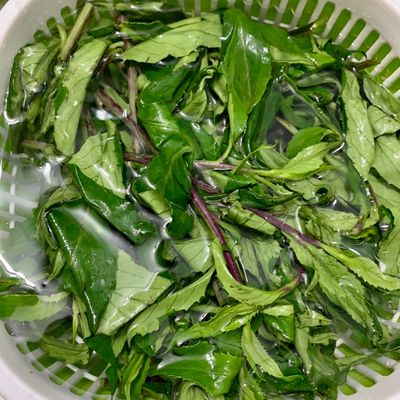 M&oacute;n rau n&ecirc;n ăn v&agrave;o th&aacute;ng Ba - vừa ngon, dễ nấu lại gi&uacute;p th&uacute;c đẩy nhu động ruột, nu&ocirc;i dưỡng gan v&agrave; bảo vệ mắt- Ảnh 12.