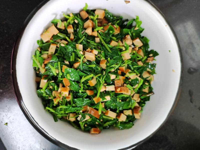 M&oacute;n rau n&ecirc;n ăn v&agrave;o th&aacute;ng Ba - vừa ngon, dễ nấu lại gi&uacute;p th&uacute;c đẩy nhu động ruột, nu&ocirc;i dưỡng gan v&agrave; bảo vệ mắt- Ảnh 9.