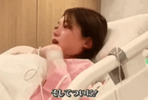 Nữ diễn vi&ecirc;n 9X vừa sinh con chỉ sau 3 th&aacute;ng kết h&ocirc;n, clip 8 ph&uacute;t g&acirc;y ch&uacute; &yacute;- Ảnh 2.