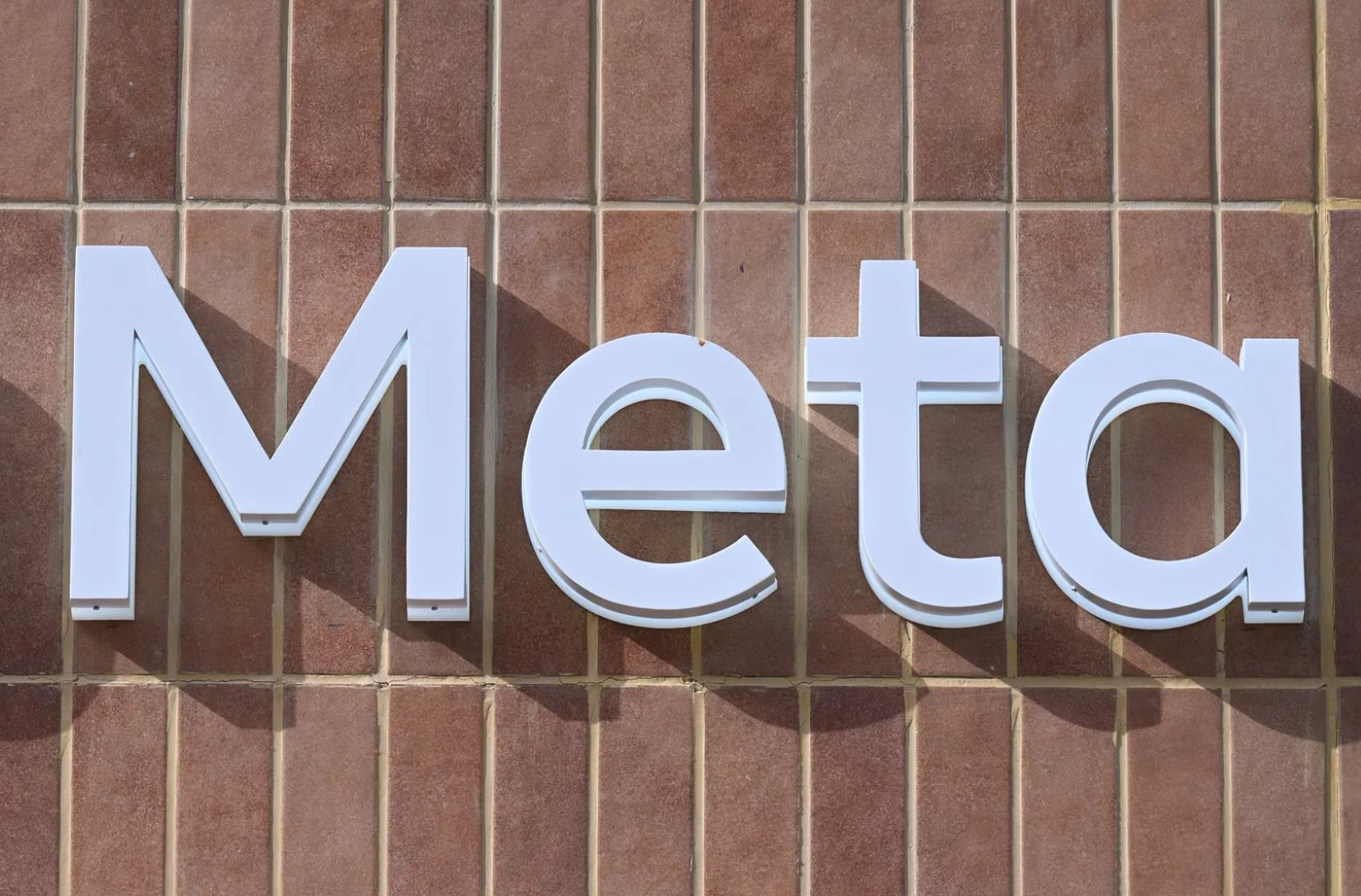 Meta sắp cắt giảm 16.000 nh&acirc;n sự to&agrave;n cầu, ban l&atilde;nh đạo gấp r&uacute;t t&igrave;m phương &aacute;n tinh gọn- Ảnh 2.