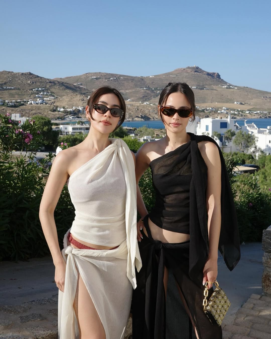 B&ocirc;ng hồng lai khiến 13 triệu người say đắm: Ăn mặc đẹp đi&ecirc;n đảo, đứng ở đ&acirc;u cũng chiếm spotlight- Ảnh 9.