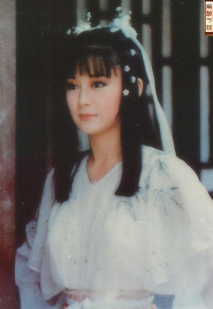 N&agrave;ng Tiểu Long Nữ độc th&acirc;n gần nửa thế kỷ, trẻ trung nhờ tập gym v&agrave;... chơi chứng kho&aacute;n- Ảnh 4.