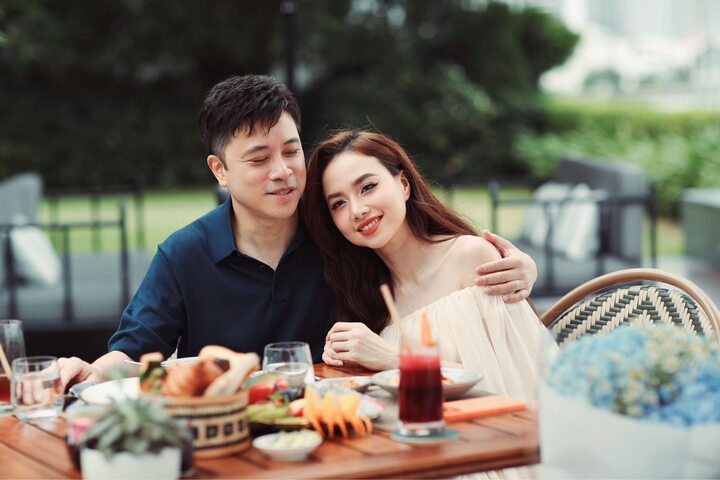 10 năm h&ocirc;n nh&acirc;n của "đạo diễn trăm tỷ" Victor Vũ v&agrave; b&agrave; x&atilde; hoa kh&ocirc;i T&acirc;y Đ&ocirc;- Ảnh 6.