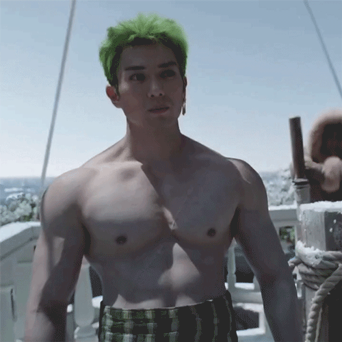 Ai l&agrave; người nam thần hot nhất One Piece 