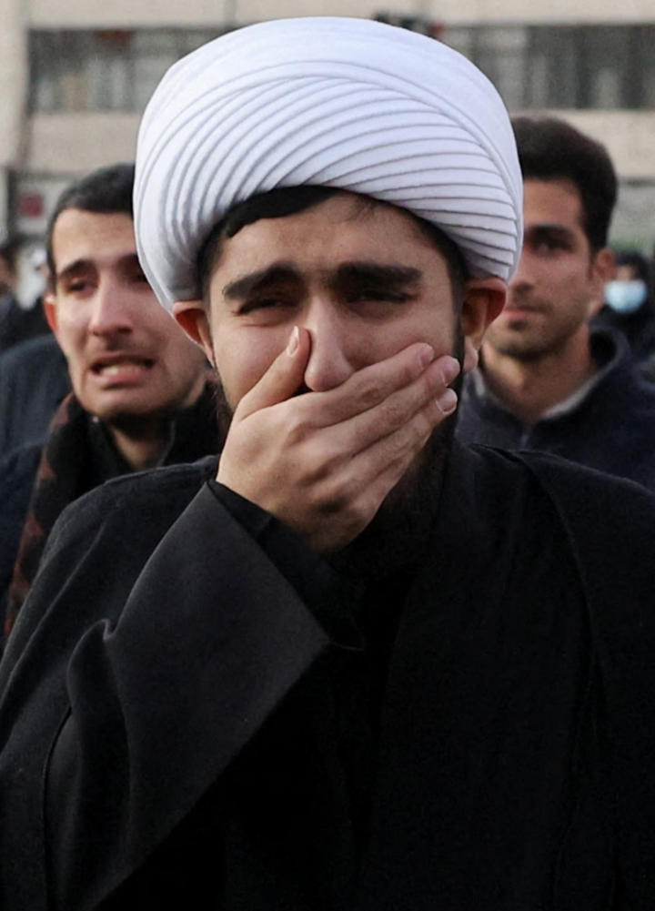 Tang thương Iran sau 15 ng&agrave;y hứng đ&ograve;n tấn c&ocirc;ng của Mỹ - Israel- Ảnh 17.