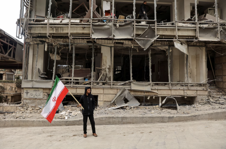 Tang thương Iran sau 15 ng&agrave;y hứng đ&ograve;n tấn c&ocirc;ng của Mỹ - Israel- Ảnh 28.