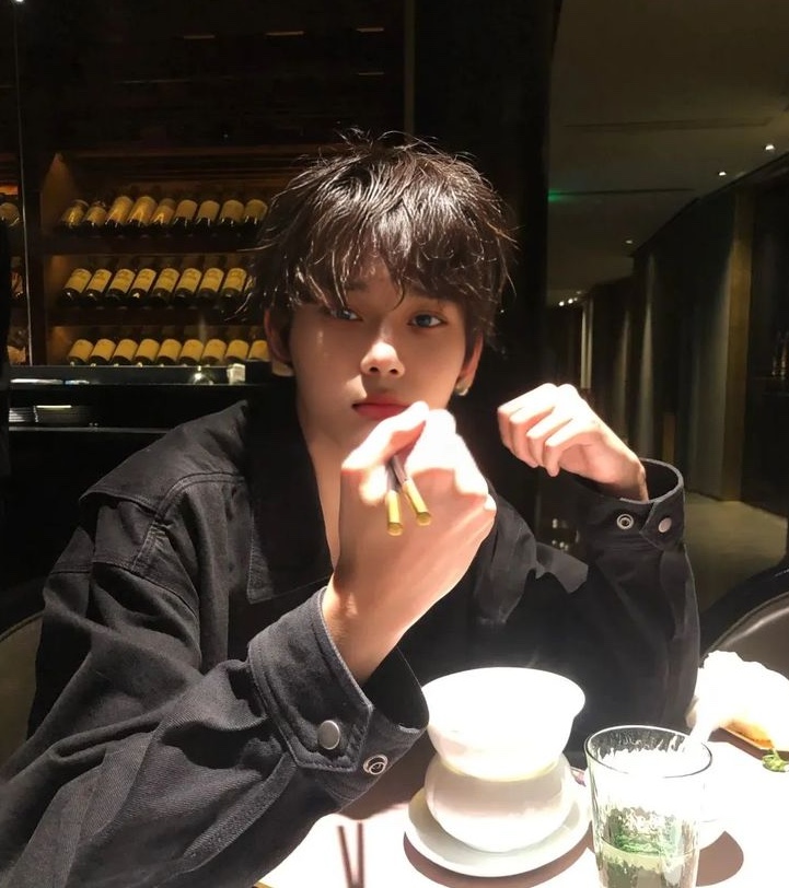 3 th&oacute;i quen buổi tối l&agrave;m tăng nguy cơ ung thư l&ecirc;n tới 50% d&ugrave; &iacute;t ai ngờ đến- Ảnh 1.