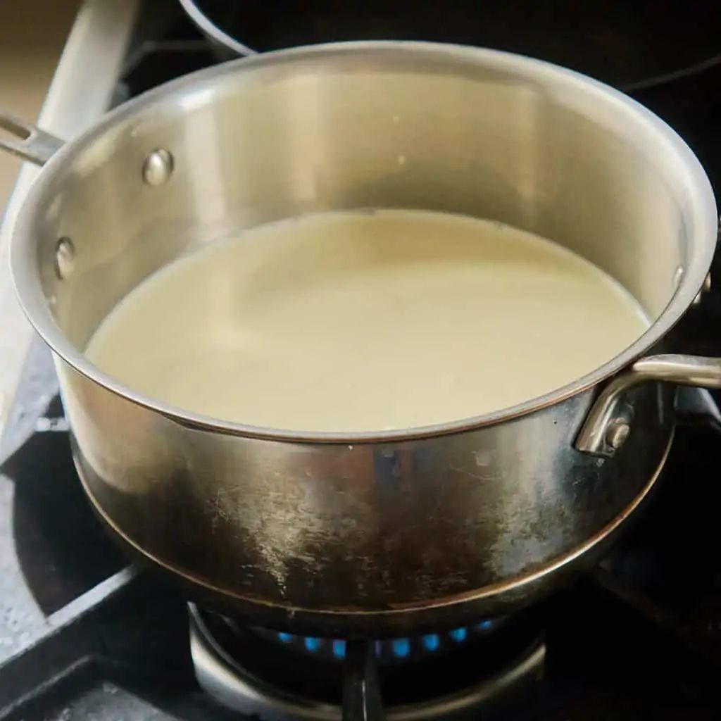 4 thực phẩm rất quen nhưng h&acirc;m n&oacute;ng nhiều lần biến th&agrave;nh m&oacute;n độc "ph&aacute; gan", hại thận, "gặm nhấm" dạ d&agrave;y- Ảnh 2.