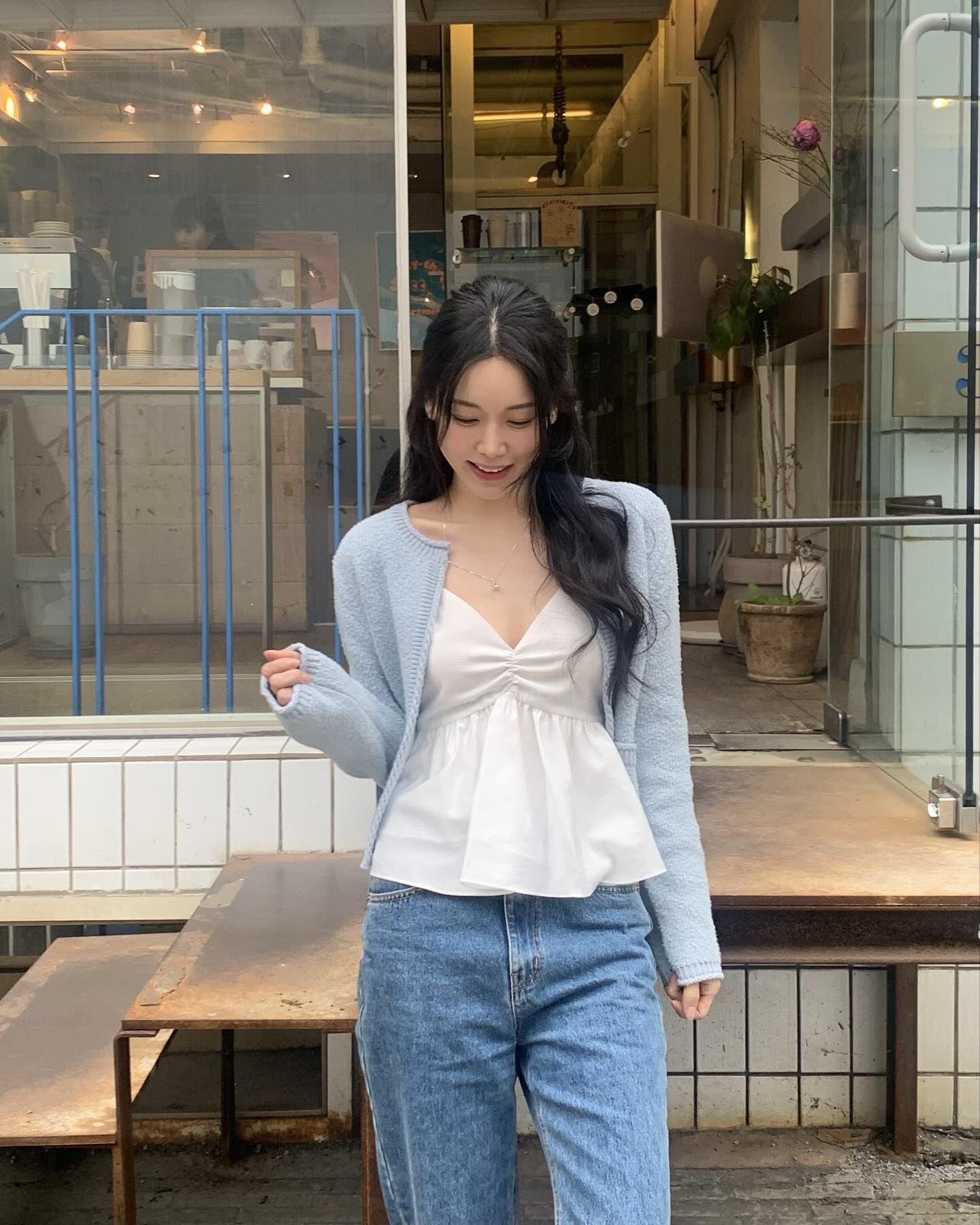 5 c&aacute;ch buộc t&oacute;c m&ugrave;a h&egrave; cực xinh, hợp từ dạo phố tới đi du lịch- Ảnh 5.