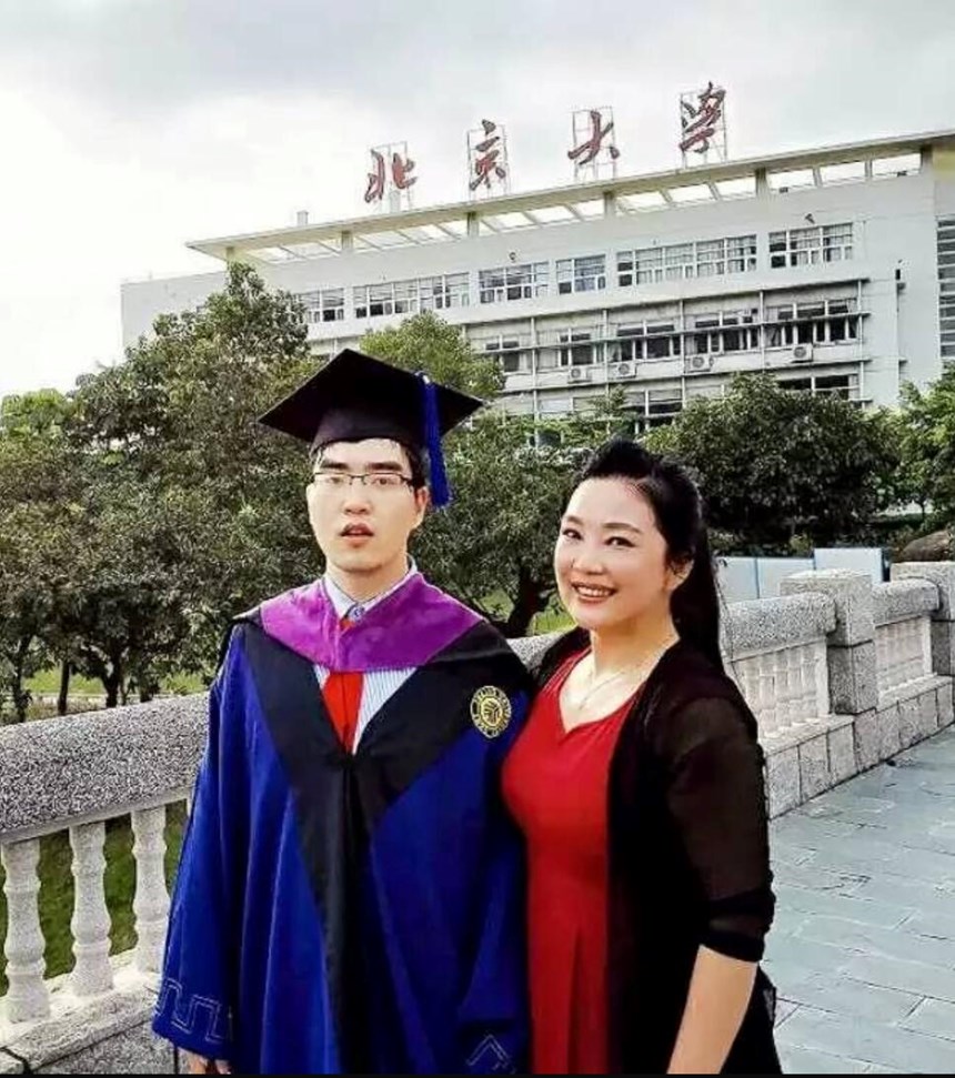 Giảng vi&ecirc;n nghỉ hưu ngẫm lại thời gian nu&ocirc;i con bại n&atilde;o tr&uacute;ng tuyển Harvard: &ldquo;Kh&ocirc;ng phải kỳ t&iacute;ch&rdquo;- Ảnh 6.