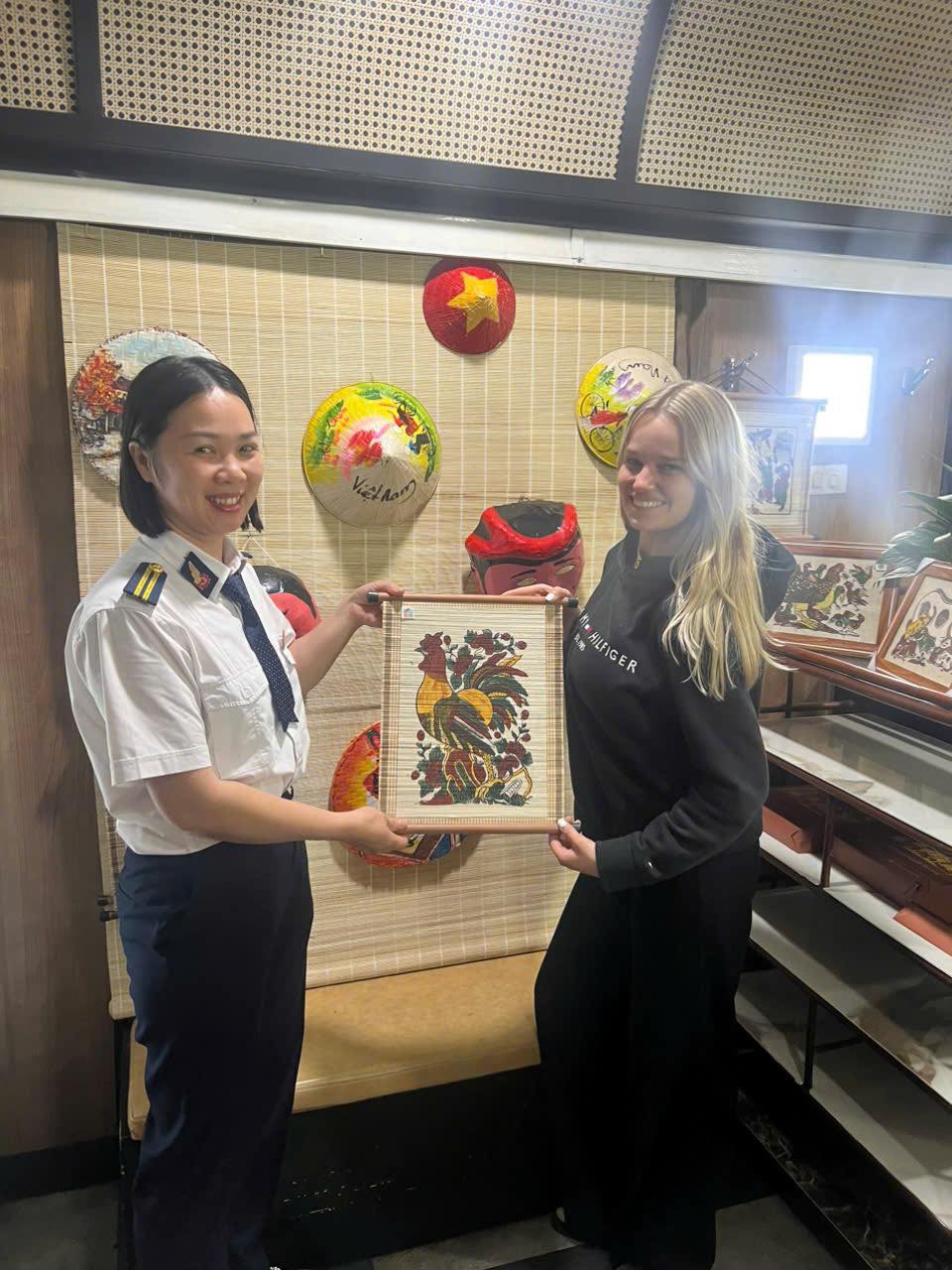 Chuyến tàu đôi chất lượng cao của Đường sắt Việt Nam, được nhận xét như khách sạn, vừa thêm 1 dịch vụ mới- Ảnh 9. Chuyến tàu đôi chất lượng cao của Đường sắt Việt Nam, được nhận xét như khách sạn, vừa thêm 1 dịch vụ mới- Ảnh 9.