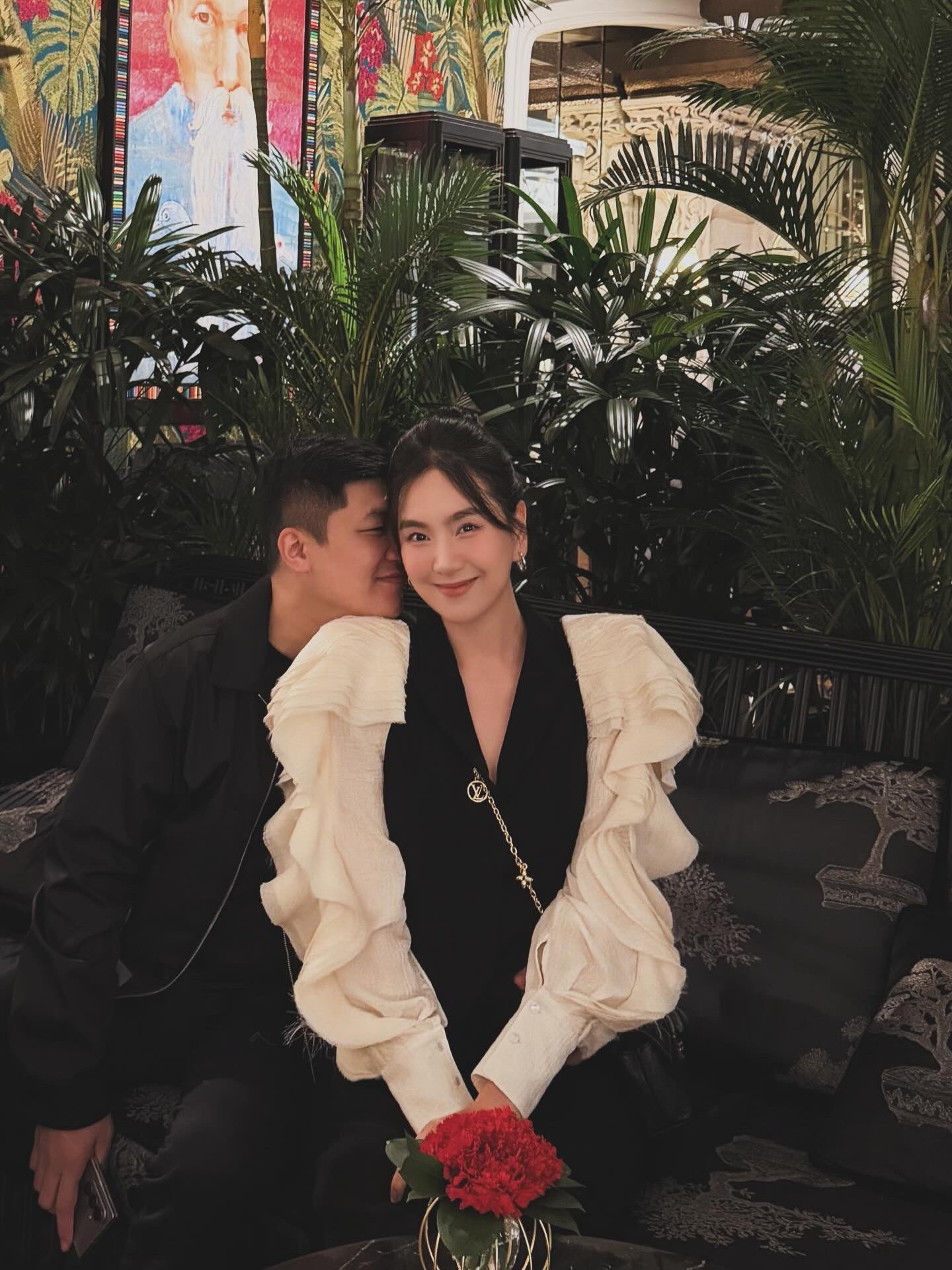 Mai Ngọc "khoe kh&eacute;o" nh&agrave; chồng đại gia khủng ở Bắc Ninh- Ảnh 1.