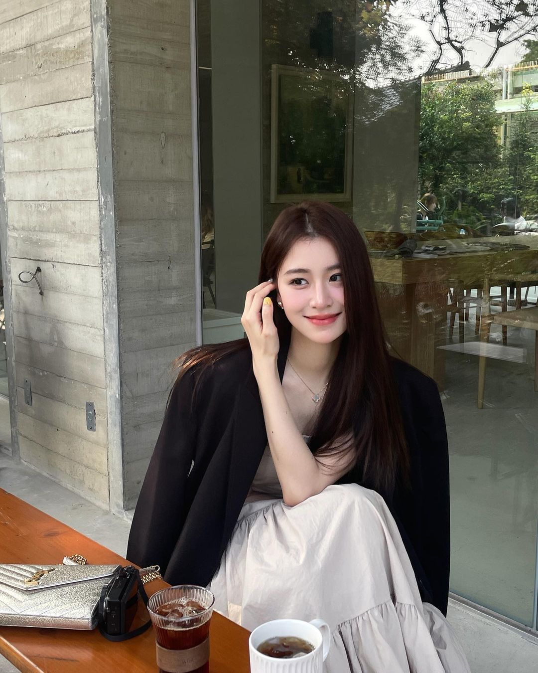 M&ecirc; tr&agrave; sữa, nghiện c&agrave; ph&ecirc; &ldquo;sang&rdquo;: Ch&uacute;ng ta đ&atilde; &ldquo;uống&rdquo; bao nhi&ecirc;u lượng v&agrave;ng m&agrave; kh&ocirc;ng hay?- Ảnh 2.