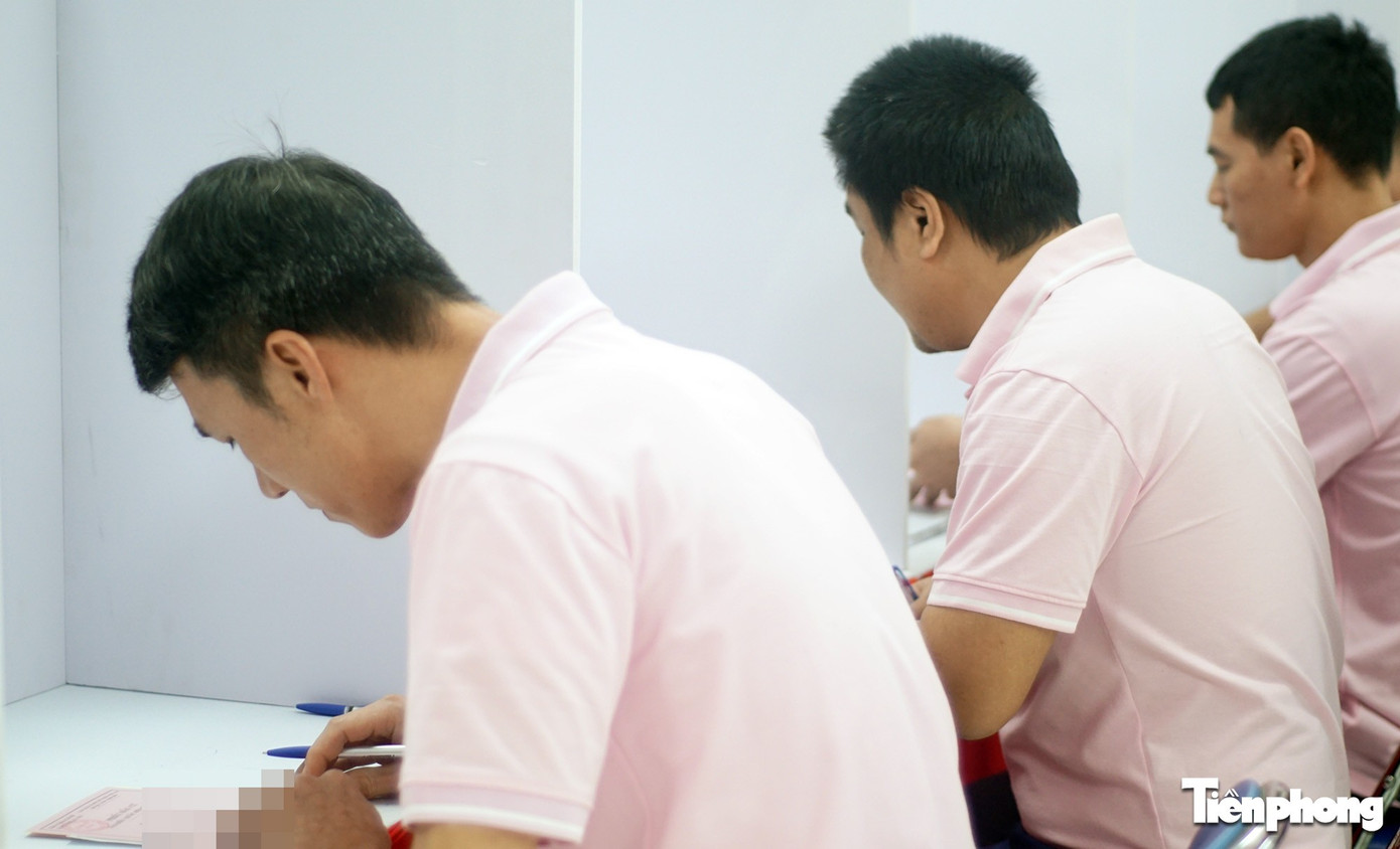 H&agrave; Nội: Người bị tạm giam, tạm giữ v&agrave; học vi&ecirc;n cai nghiện ma t&uacute;y bỏ phiếu bầu cử- Ảnh 12.