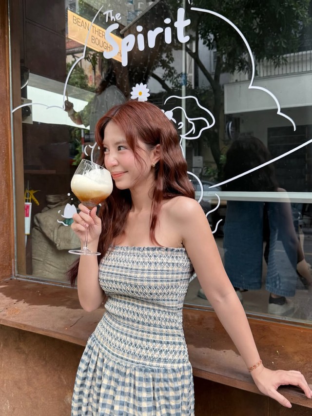 Mỹ nữ cao 1m50 nổi khắp c&otilde;i mạng v&igrave; mặc đẹp, style n&agrave;o cũng c&acirc;n ngon l&agrave;nh- Ảnh 5.