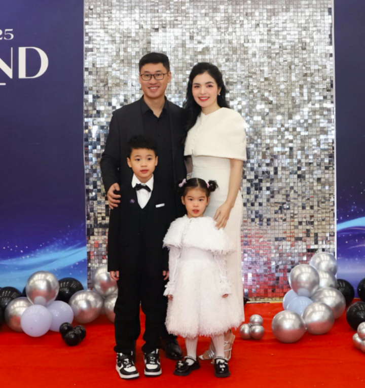 Bốn 'chị K&iacute;nh Hồng' nổi tiếng VTV: Người lấy chồng đại gia, người l&agrave;m gi&aacute;m đốc- Ảnh 8.