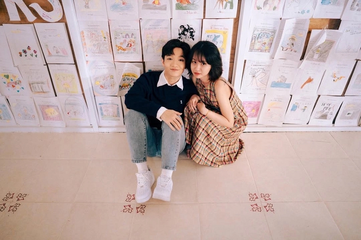 Hai chuyện t&igrave;nh nghệ sĩ cưới quản l&yacute; g&acirc;y x&ocirc;n xao showbiz Việt- Ảnh 2.