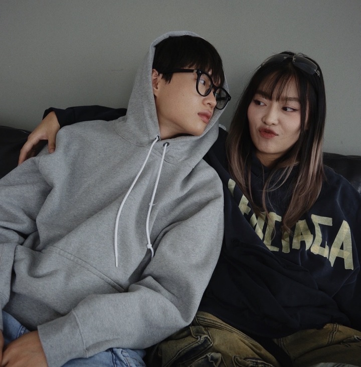 Hai chuyện t&igrave;nh nghệ sĩ cưới quản l&yacute; g&acirc;y x&ocirc;n xao showbiz Việt- Ảnh 4.