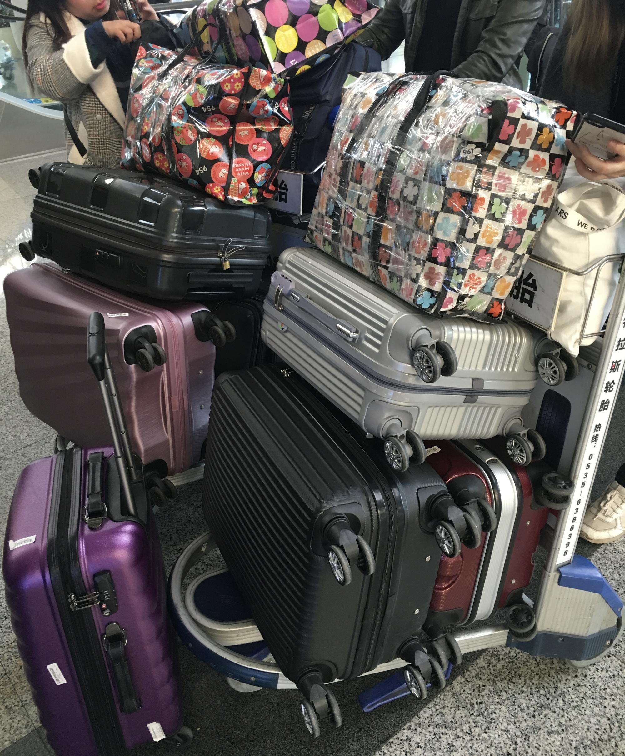 Mất hộ chiếu khi từ Trung Quốc về Việt Nam, cô gái hoảng loạn và không bao giờ dám lặp lại sai lầm- Ảnh 1. Mất hộ chiếu khi từ Trung Quốc về Việt Nam, cô gái hoảng loạn và không bao giờ dám lặp lại sai lầm- Ảnh 1.